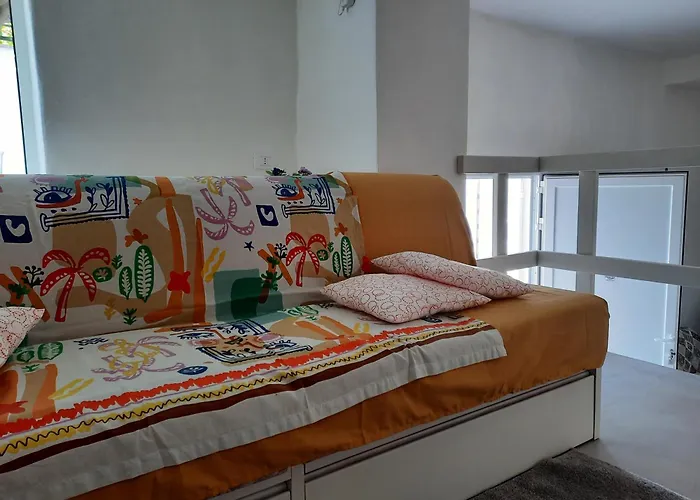 Your Lovely Nest In Como